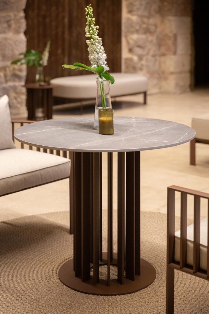 Mesa alta redonda 90